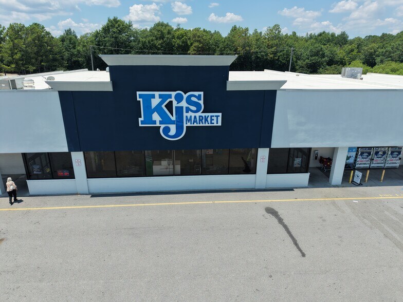 More Photos Of 601 N Main St, New Ellenton Unknown For Lease