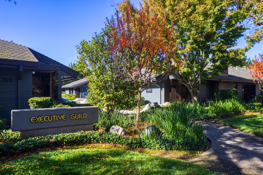 More Photos Of 735 University Ave, Sacramento Office For Sale