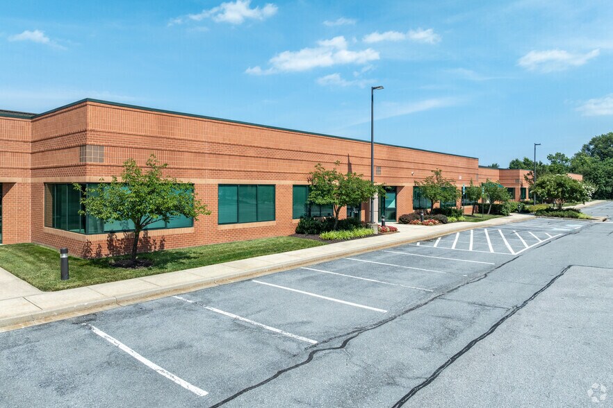 More Photos Of 7065 Samuel Morse Dr, Columbia Flex For Lease