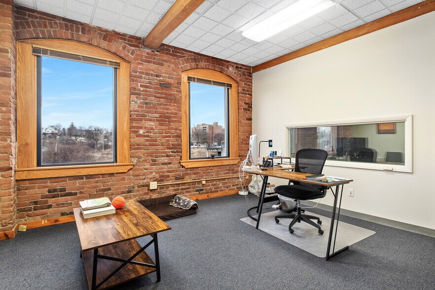 More Photos Of 34 Depot St, Pittsfield Medical For Sale