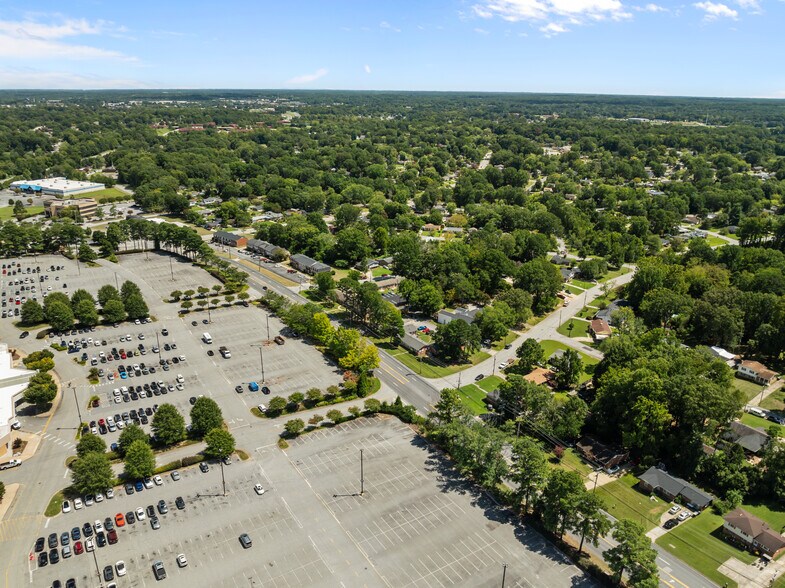 More Photos Of 2501 Vanstory St, Greensboro Apartments For Sale