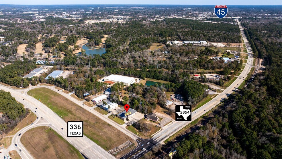 More Photos Of 3607 N Loop 336, Conroe Light Manufacturing For Lease