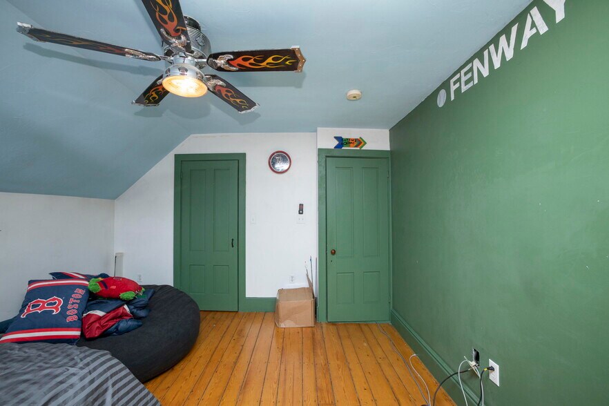 More Photos Of 121 Wood St, Middleborough Storefront Retail Residential For Sale