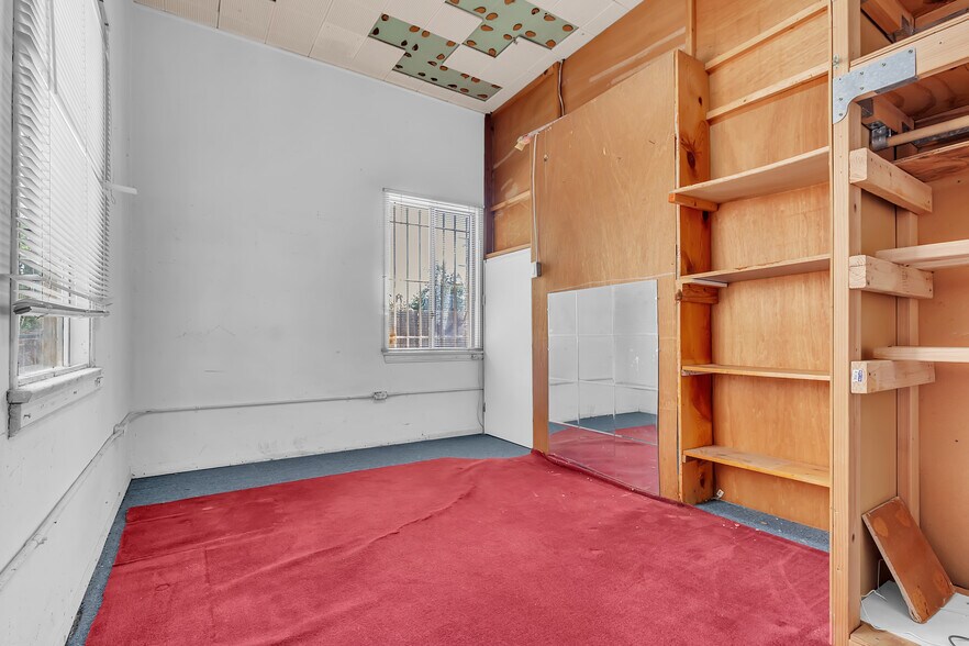 More Photos Of 9707 Flower St, Bellflower Religious Facility For Lease