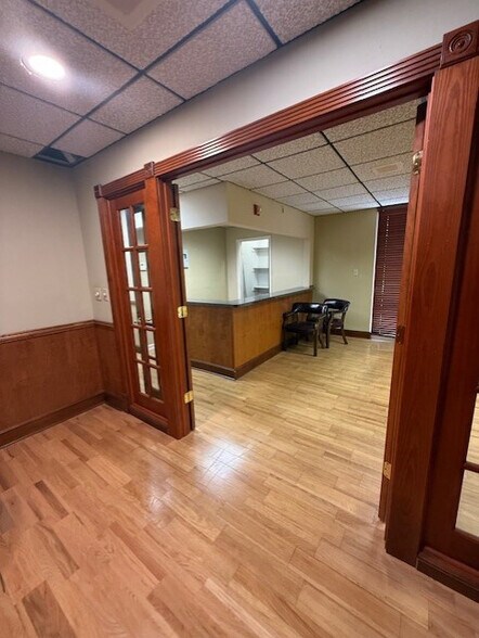 More Photos Of 2920 Winter Lake Rd, Lakeland Office For Sale