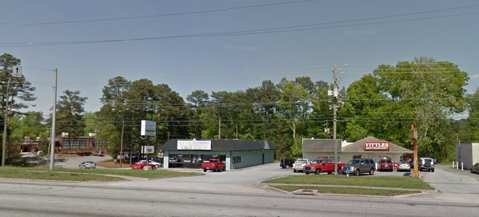 More Photos Of 2569 S Cobb Dr SE, Smyrna Freestanding For Sale