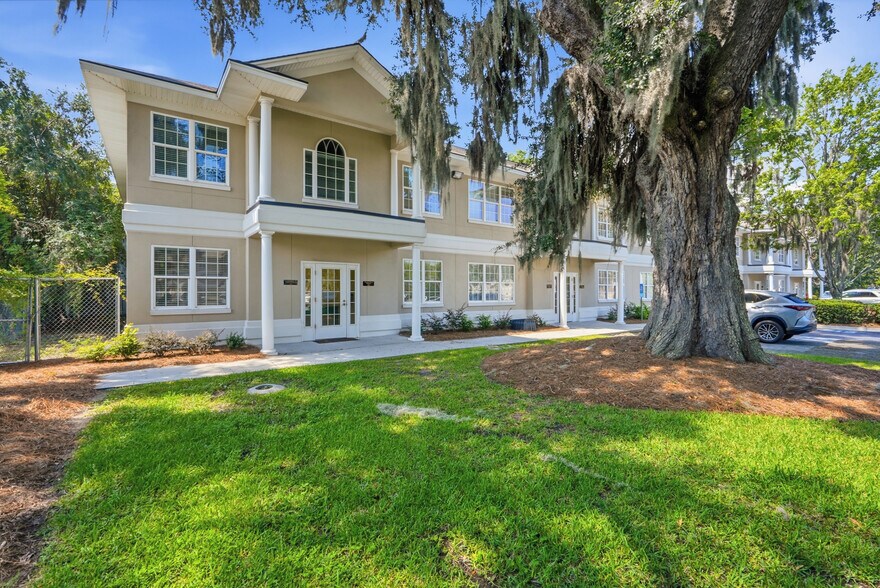 Primary Photo Of 37 W Fairmont Ave, Savannah Office For Sale