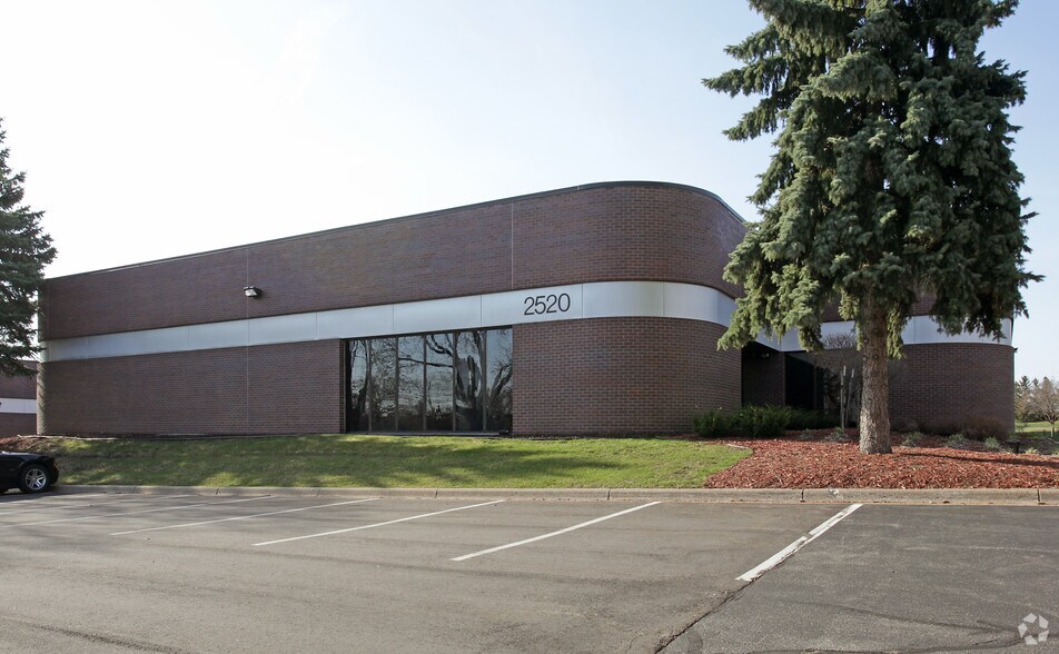 More Photos Of 2520 Pilot Knob Rd, Mendota Heights Flex For Lease