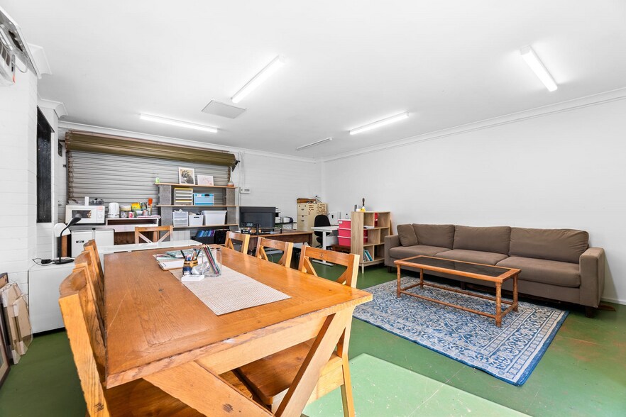 More Photos Of 5-7 Wallaga Lake Rd, Bermagui General Retail For Lease