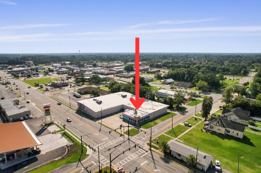 More Photos Of 298 W Orange St, Jesup Restaurant For Sale