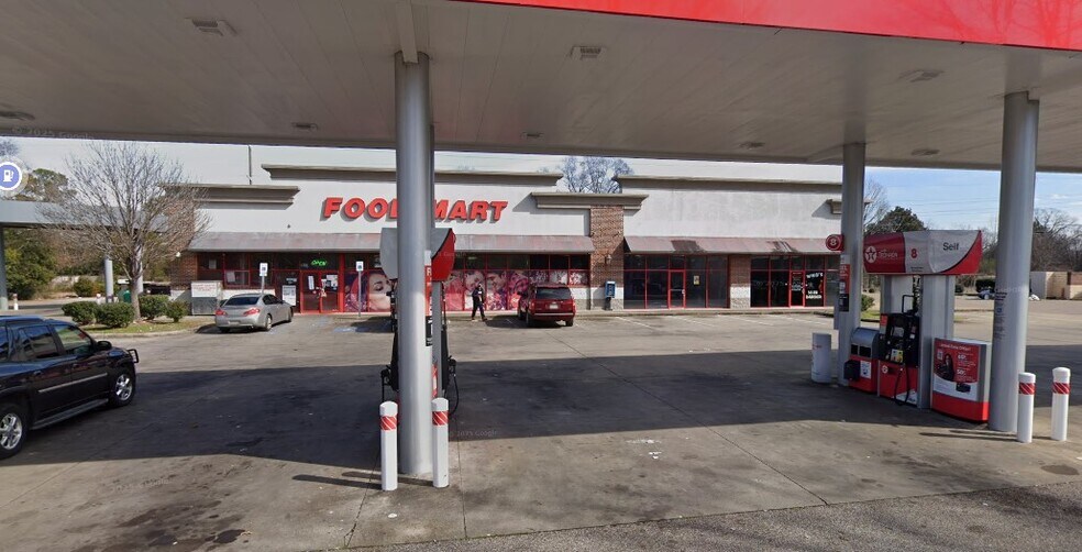 More Photos Of 755-763 Air Base Blvd, Montgomery Service Station For Lease