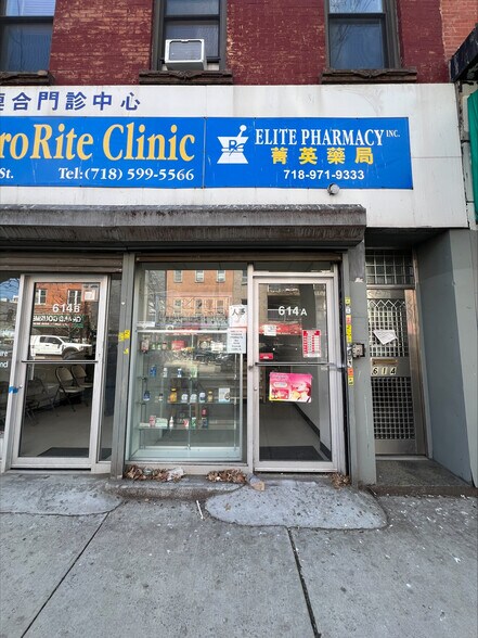 Primary Photo Of 614 Grand St, Brooklyn Office Residential For Lease