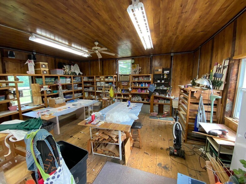 More Photos Of 120 Vreeland St, North Adams Freestanding For Sale