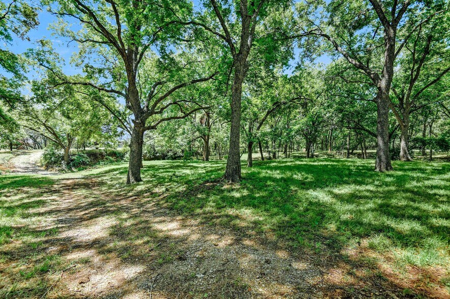 More Photos Of 27160 State Highway 56, Whitesboro Land For Sale