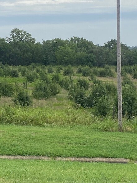 Primary Photo Of 14th St & E Hubbard Rd, Ponca City Land For Sale
