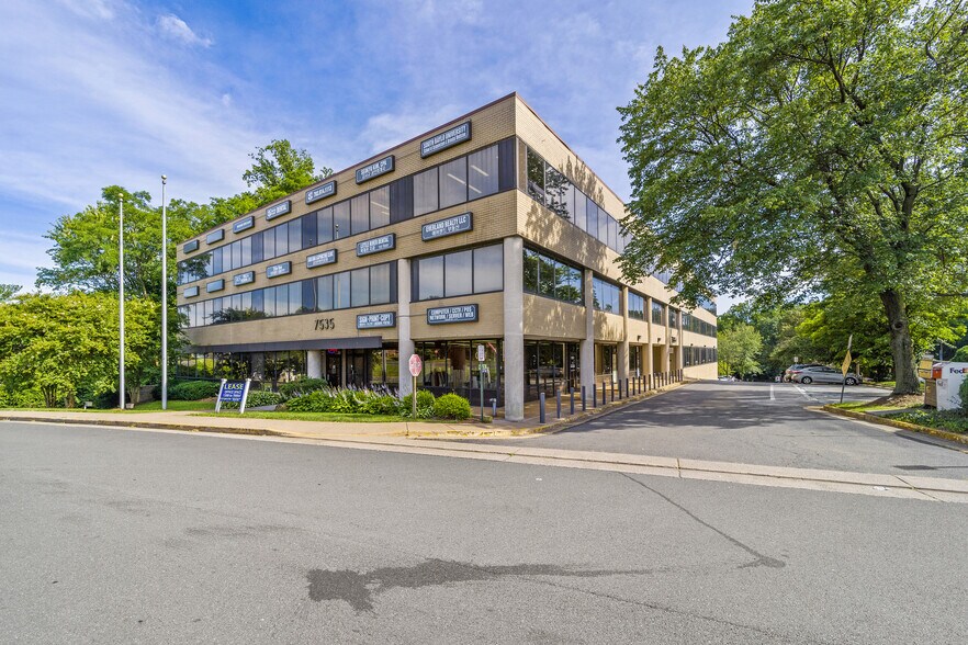 More Photos Of 7535 Little River Tpke, Annandale Office Residential For Sale