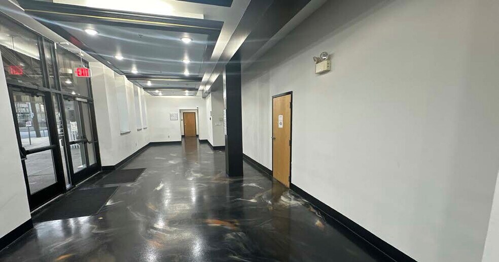 More Photos Of 100 N Cameron St, Harrisburg Office For Lease