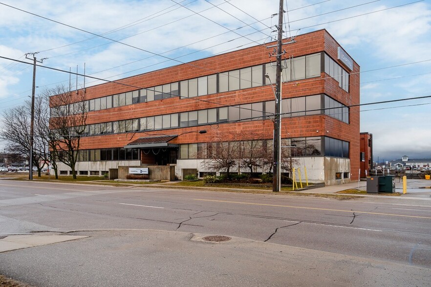 Primary Photo Of 174 West St, Orillia Office For Sale