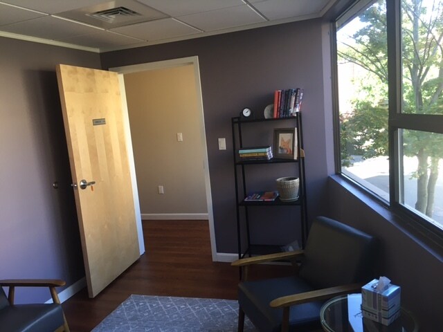 More Photos Of 1842 Beacon St, Brookline Medical For Sale