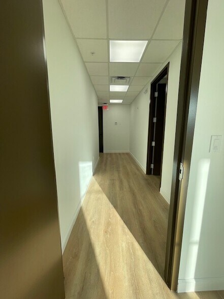 More Photos Of 4900 S University Dr, Davie Unknown For Lease