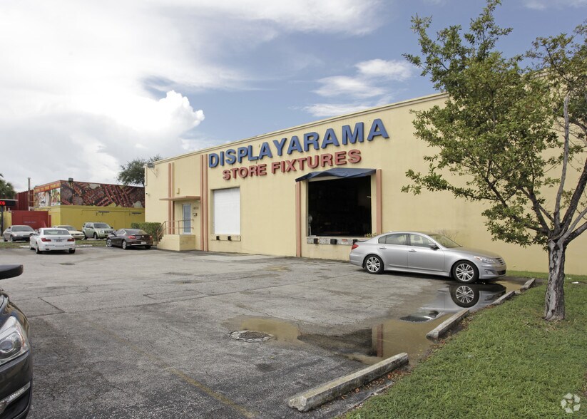 More Photos Of 4000-4010 N 28th Ter, Hollywood Warehouse For Lease