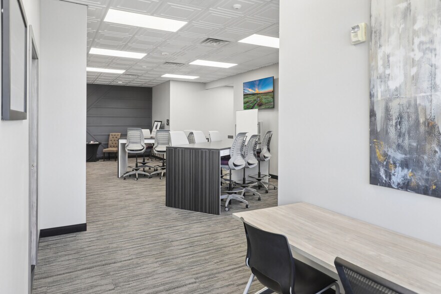 More Photos Of 4471 41st Ave, Columbus Medical For Lease