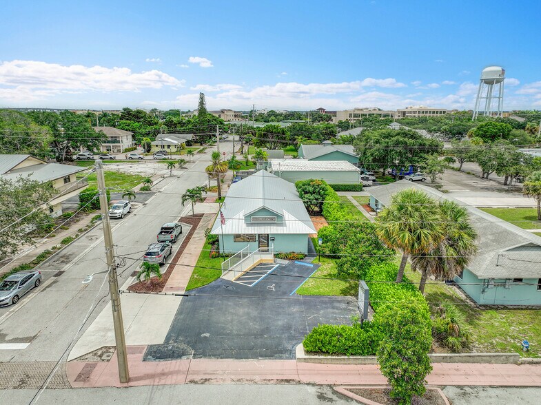 More Photos Of 101 SE Martin Luther King Jr Blvd, Stuart Office For Sale