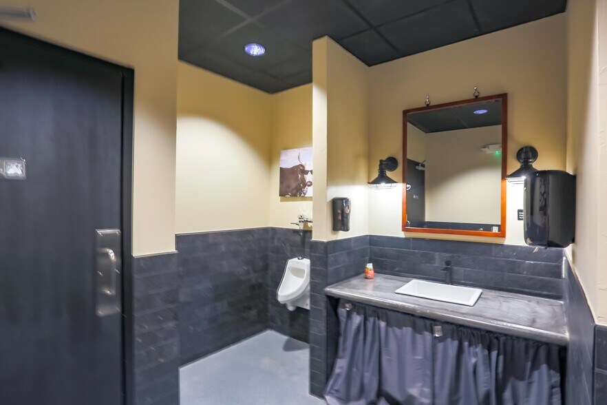 More Photos Of 2525 US Hwy 98, Santa Rosa Beach Storefront Retail Office For Lease