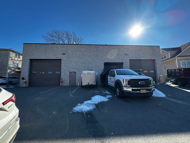 Primary Photo Of 130 Commercial Ave, Palisades Park Warehouse For Sale