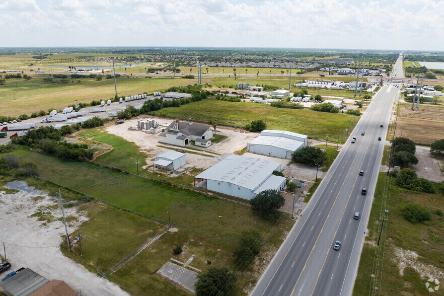 More Photos Of 501 E Monte Cristo Rd, Edinburg Flex For Sale