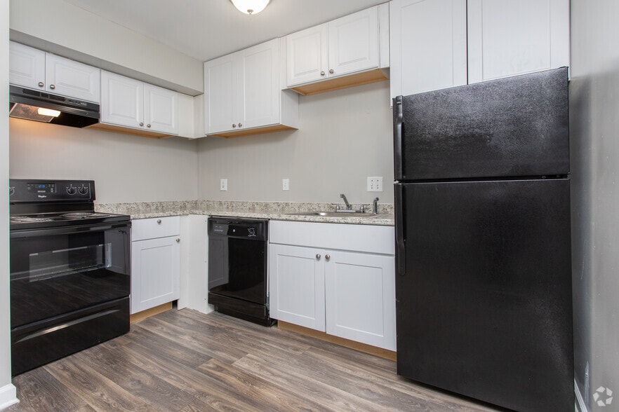 More Photos Of 3041 Landrum Dr SW, Atlanta Apartments For Sale