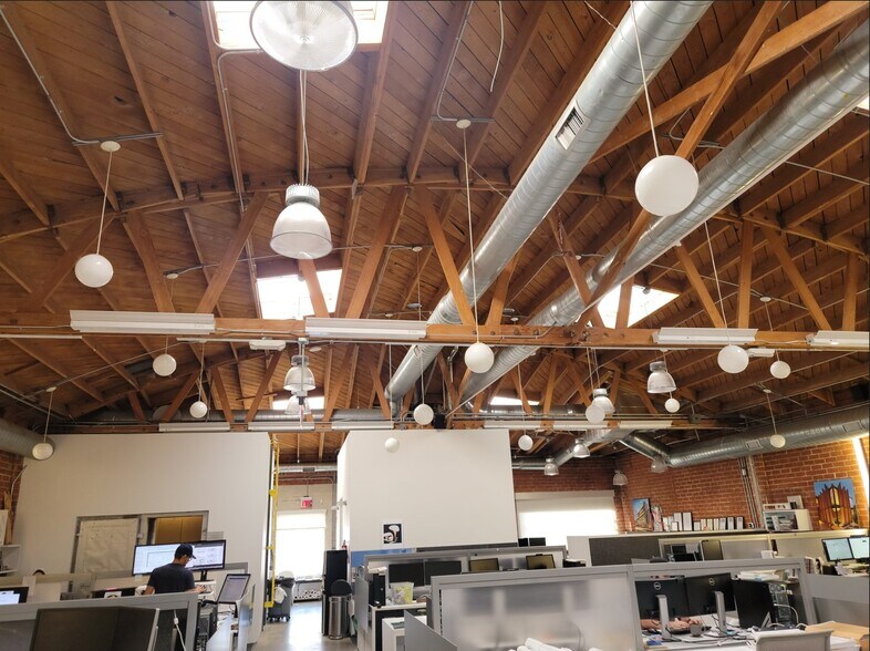 More Photos Of 3830 Willat Ave, Culver City Loft Creative Space For Sale
