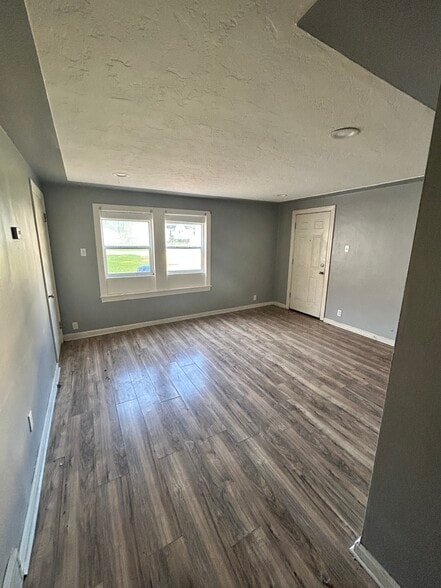 More Photos Of 7444 Lake Ave, Elyria Multifamily For Sale