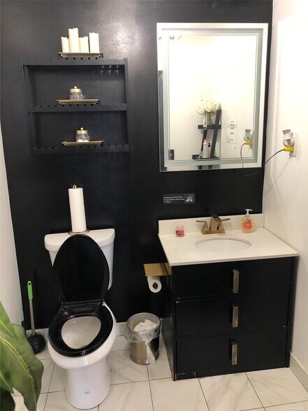 More Photos Of 21175 Jamaica Ave, Queens Village Storefront Retail Residential For Sale