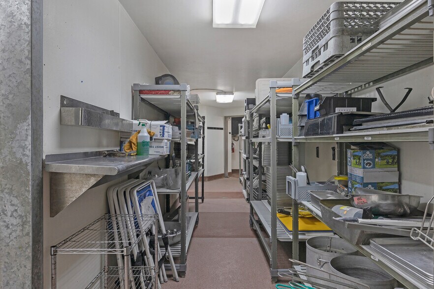 More Photos Of 8101 W I-40, Amarillo Restaurant For Lease