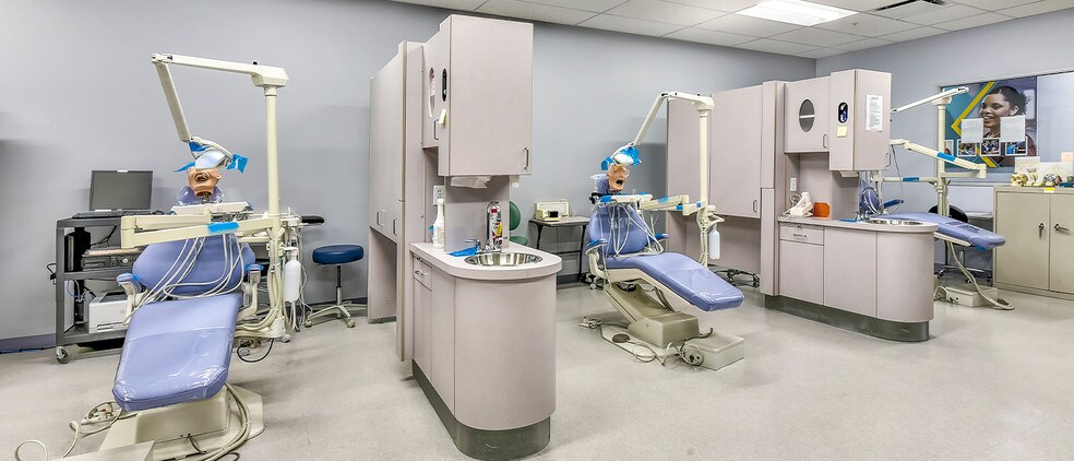 More Photos Of 1261 3rd Ave, Chula Vista Office For Lease