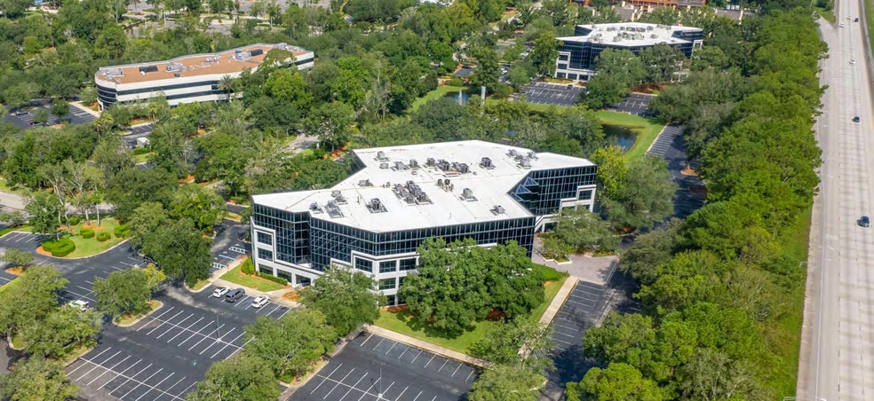 More Photos Of 8381 Dix Ellis Trl, Jacksonville Office For Sale