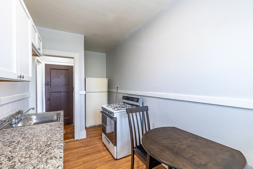 More Photos Of 865 Lake Ave, Rochester Apartments For Sale