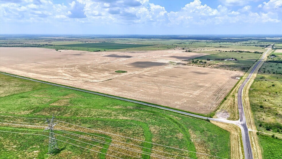 More Photos Of FM 902 & Wall Street, Howe Land For Sale