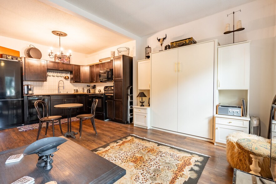 More Photos Of 299 James St N, Hamilton Storefront Retail Residential For Sale