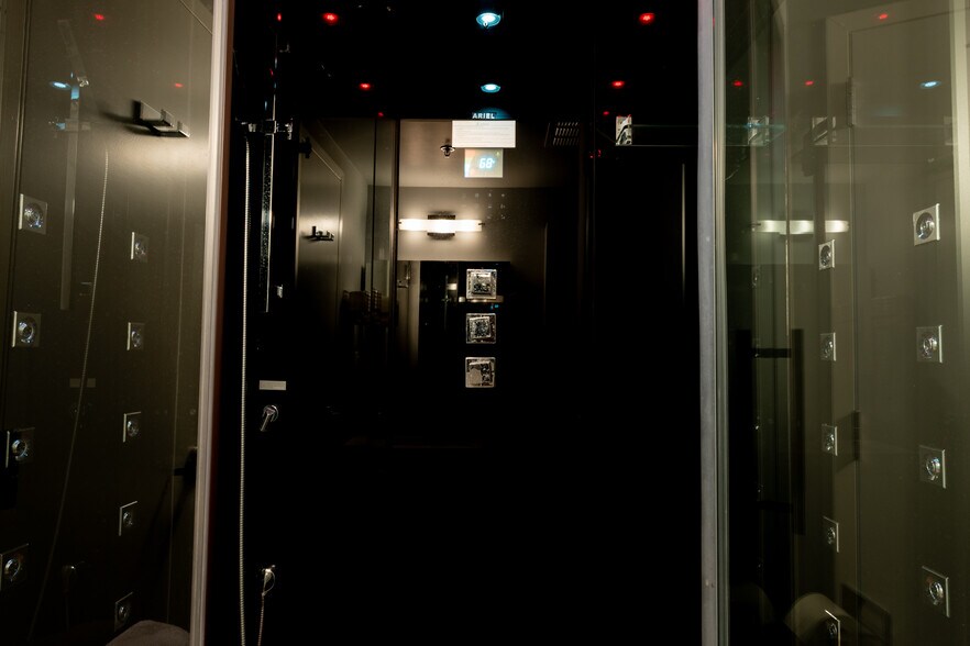 More Photos Of 3145 Mount Vernon Ave, Alexandria Office For Sale