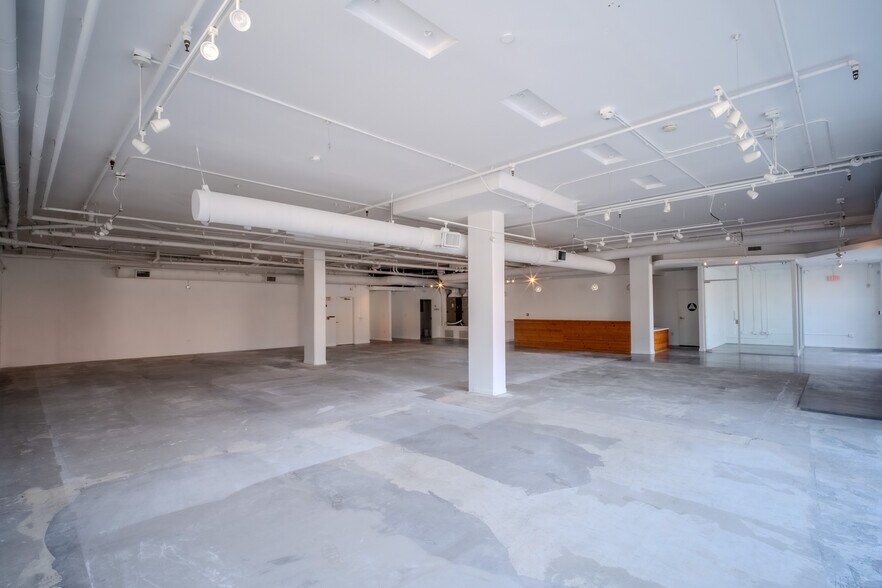 More Photos Of 1030 N Alvarado St, Los Angeles Apartments For Lease
