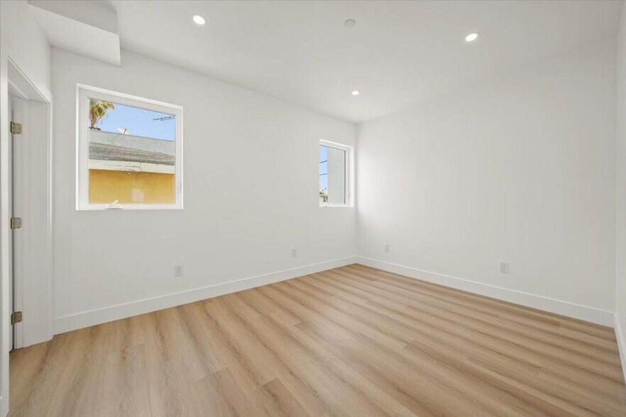 More Photos Of 910 Hudson ave, Los Angeles Apartments For Sale