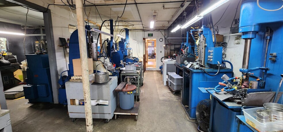 More Photos Of 5 Cross St, Meriden Warehouse For Sale