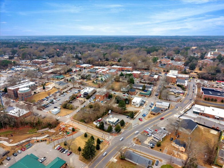 More Photos Of 306 Wait Ave, Wake Forest Fast Food For Sale