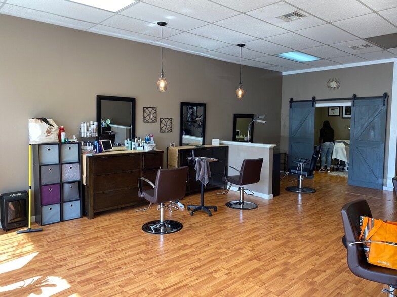 More Photos Of 5701-5781 N Federal Hwy, Boca Raton Storefront Retail Office For Lease