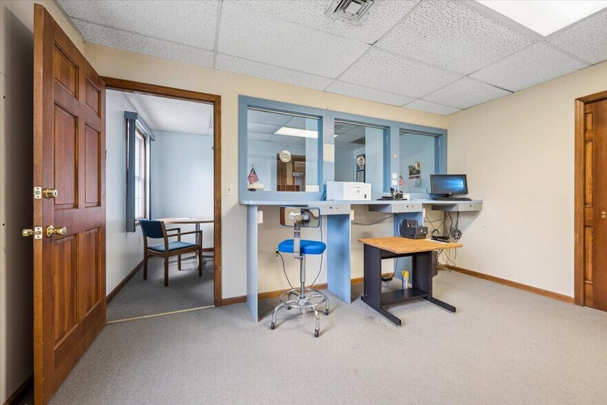 More Photos Of 1130 US Highway 202 S, Raritan Medical For Sale