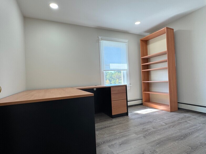 More Photos Of 535 Worcester Rd, Framingham Loft Creative Space For Lease