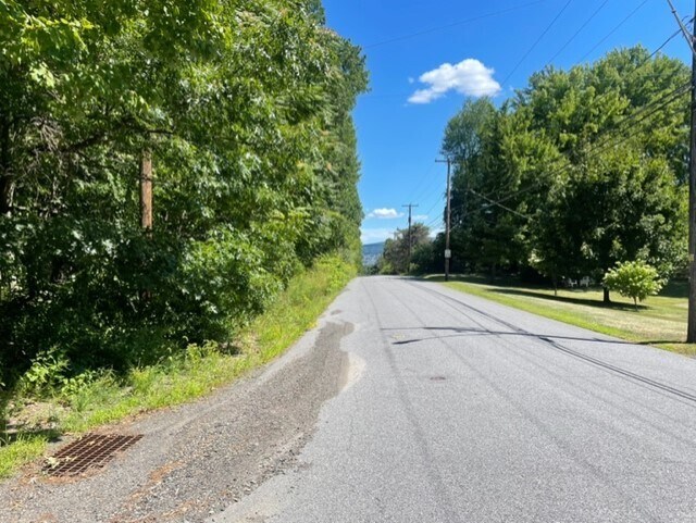 More Photos Of Crisp Ave @ Division St, Scranton Land For Sale