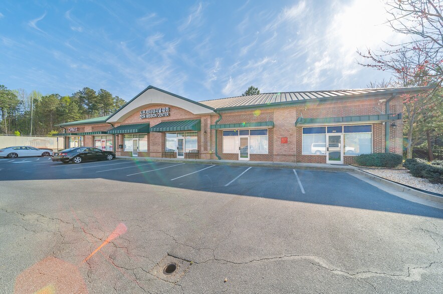 More Photos Of 45 Old Peachtree Rd NW, Suwanee Unknown For Lease